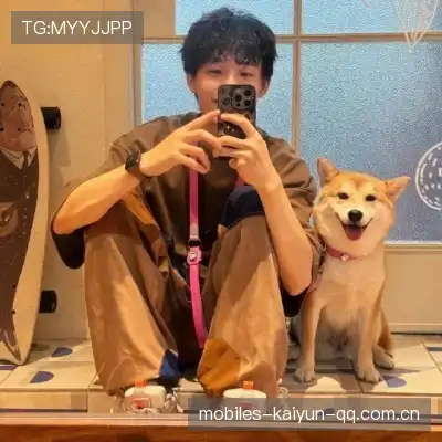 薄香绮